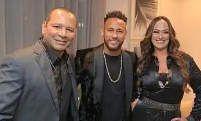 Neymar with parents