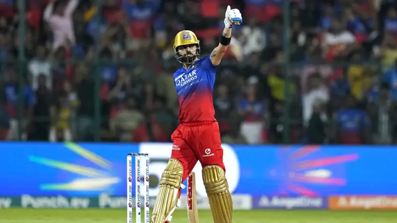 Kohli owns the highest number of sixes over Gayle