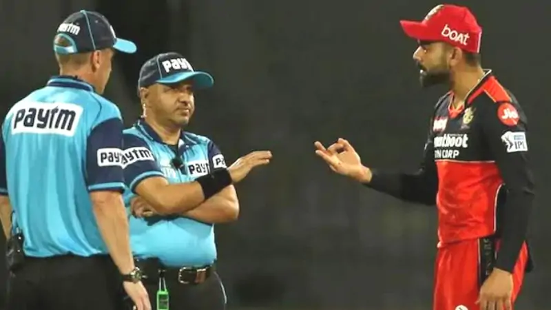 Virat Kohli argue with umpire in Ipl