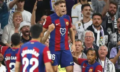 Barcelona goal celebrate against Real madrid