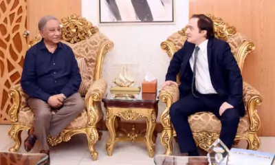 Marcelo C. Sessa in a meeting with Papon