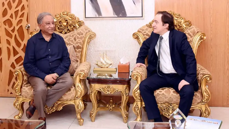 Marcelo C. Sessa in a meeting with Papon