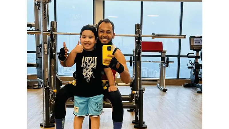 Mushfiq shared a picture with his gym partner