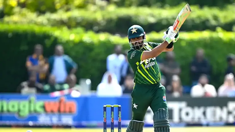 Babar became the second cricketer to score 4000 runs in T20