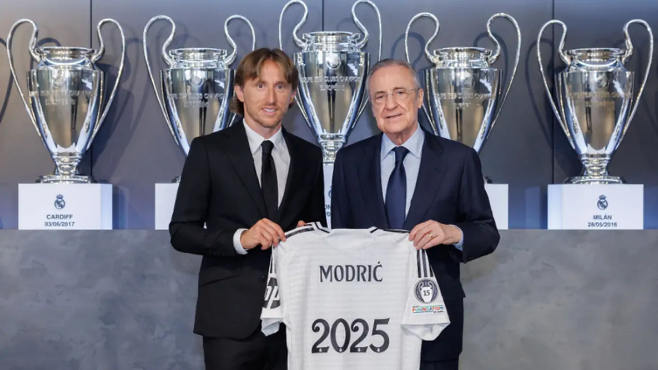 Luka Modric and Florentino Perez