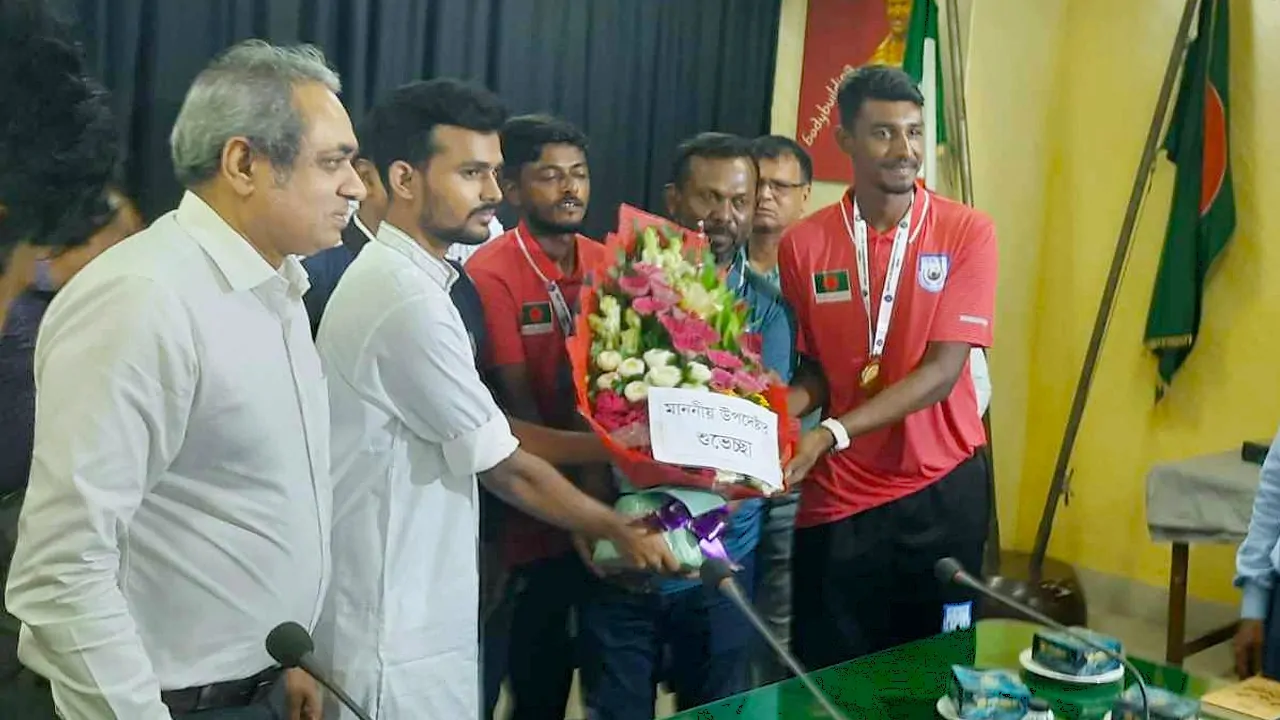 Sports Advisor Asif announces big prize for SAFF title winners