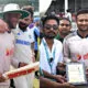 Shakib received the gift of Kohli-Pant and the honor of the journalists