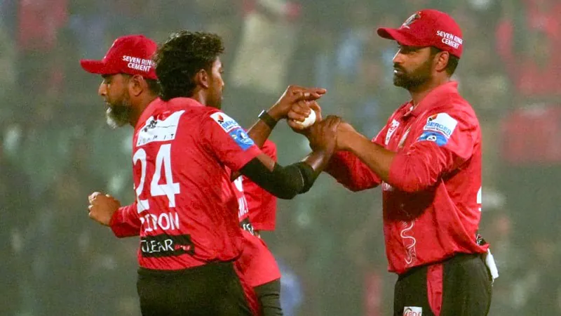 Barisal beat Khulna by 7 runs in a last-over thriller