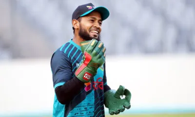 What selector Razzak said about Mushfiqur's lack of rhythm